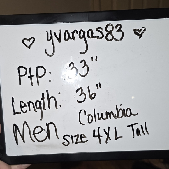 Columbia Men's Light Gray Casual Button Down Shirt - Picture 8 of 9